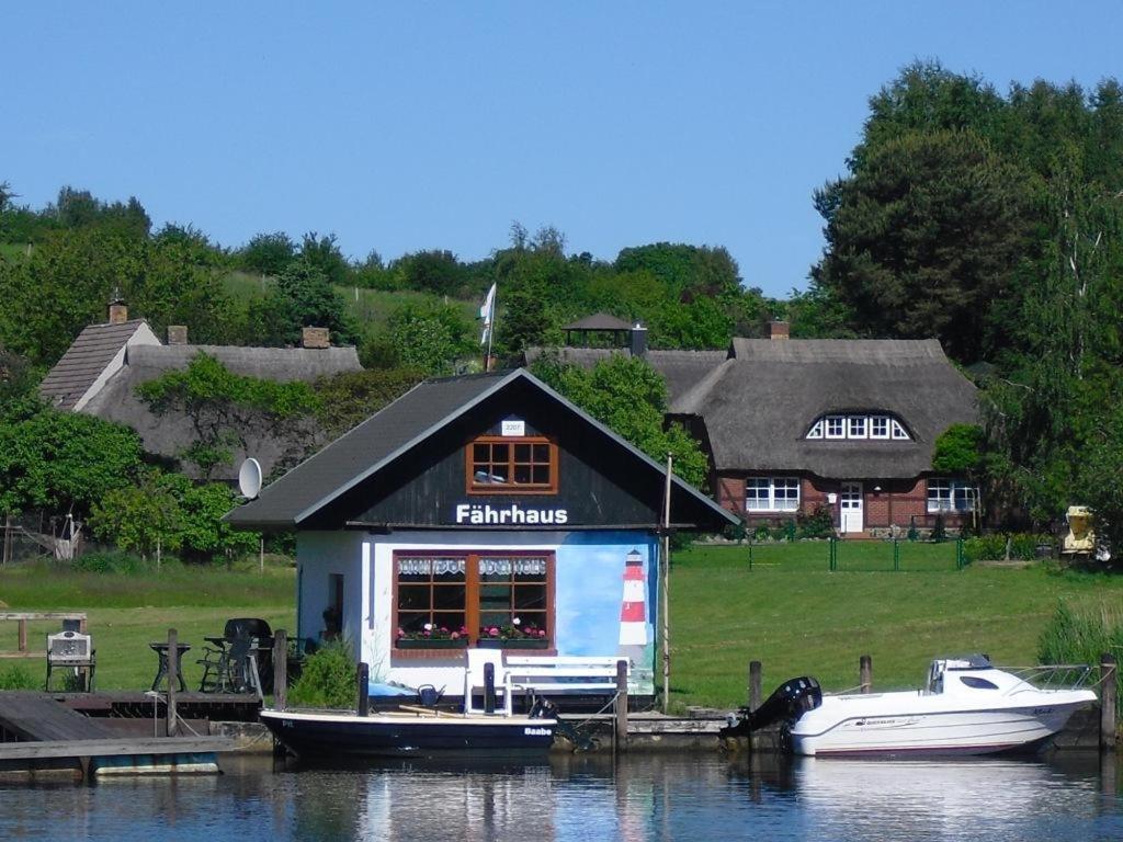 Ferienwohnung 4 Im Haus Am See Mit Wintergarten Und Terrasse Seedorf  ภายนอก รูปภาพ
