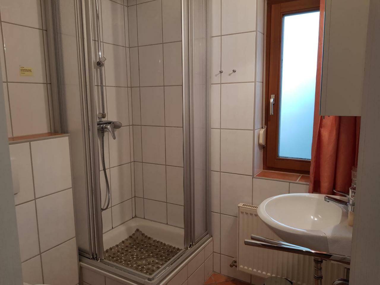 Ferienwohnung 4 Im Haus Am See Mit Wintergarten Und Terrasse Seedorf  ห้อง รูปภาพ