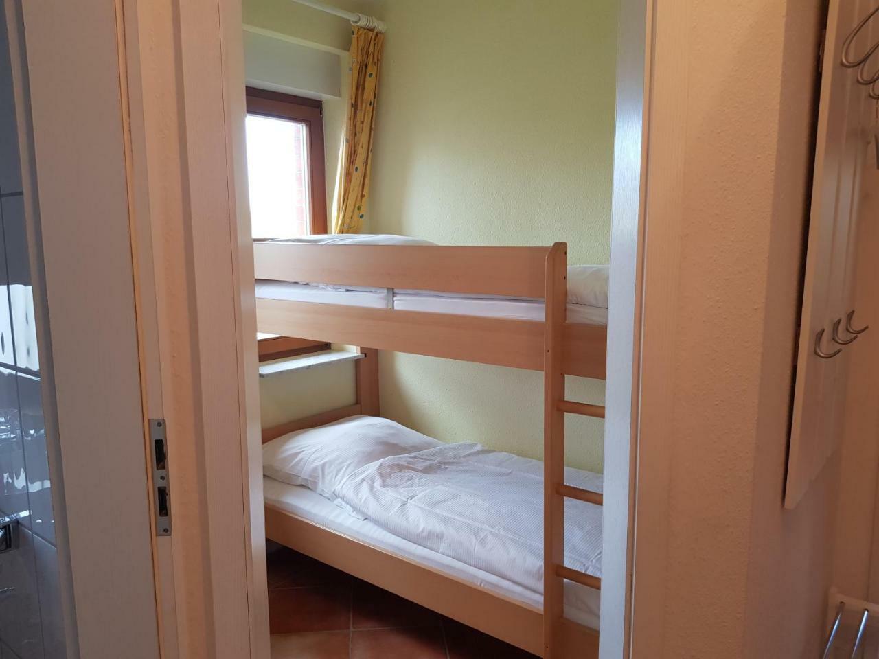Ferienwohnung 4 Im Haus Am See Mit Wintergarten Und Terrasse Seedorf  ห้อง รูปภาพ